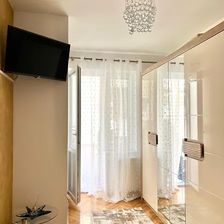 Διαμέρισμα Lumo *