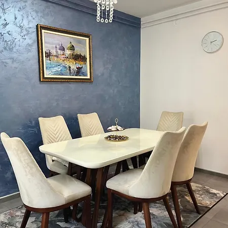 Lumo Apartment
