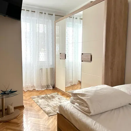 Apartment Lumo Nis